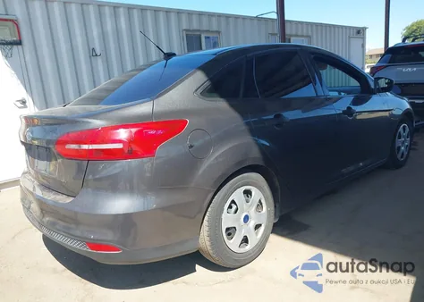 2016 Ford Focus S из США, поврежденный, VIN 1FADP3E24GL369953